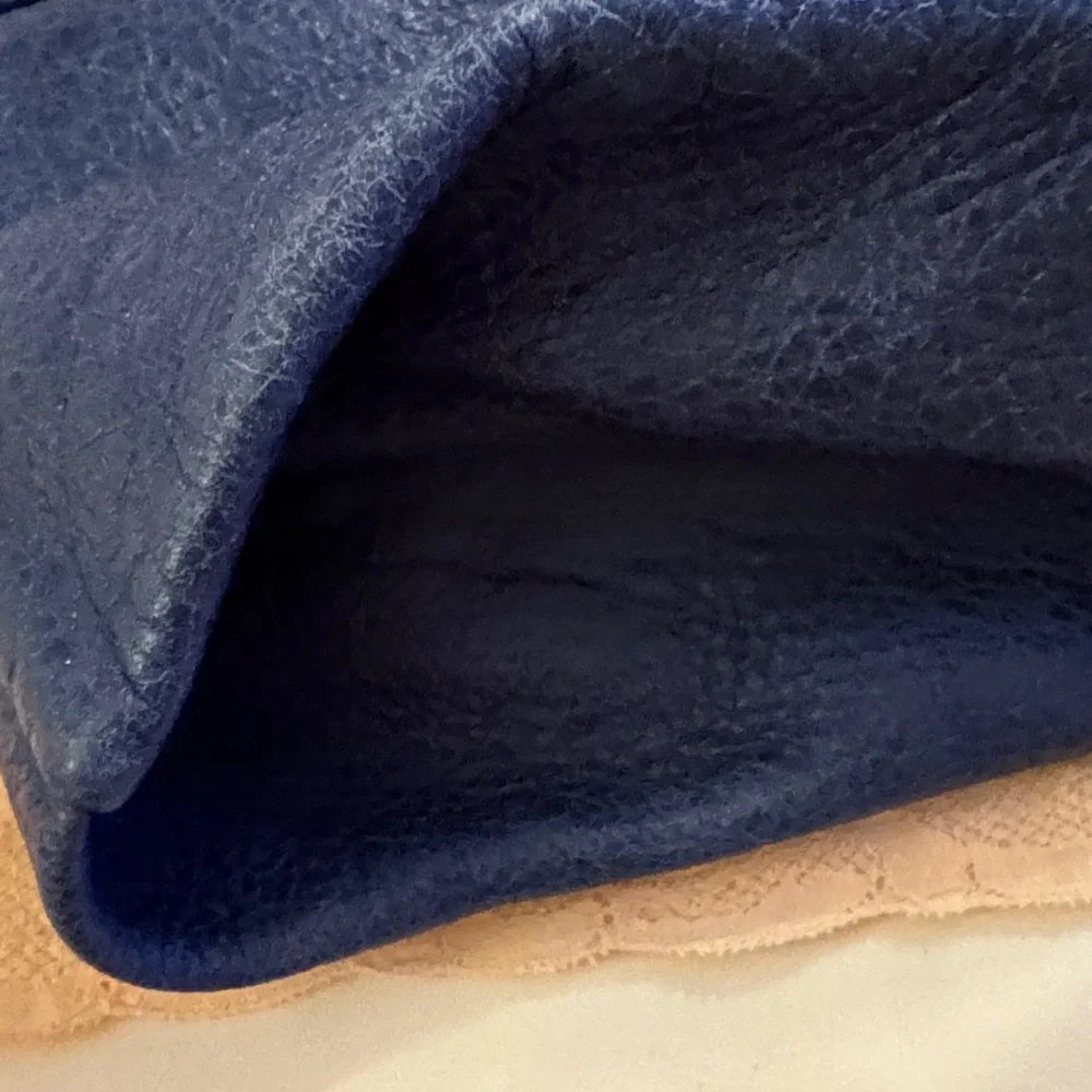 Juicy Couture Blue Tote Bag - Picture 12 of 14